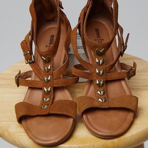 Suede Minnetonka sandals in cognac color